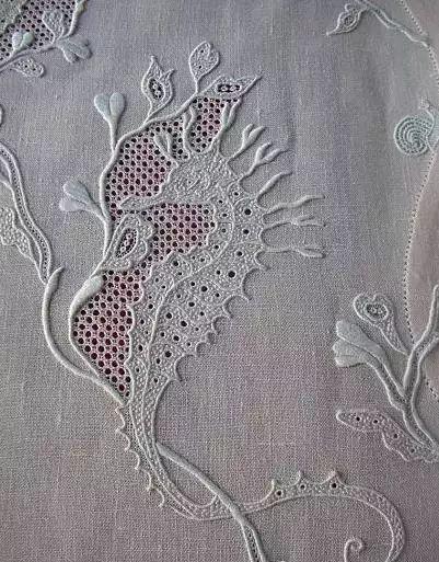 Lace Cloth 2