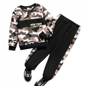 2pcs kid boy camouflage print colorblock polar fleece sweatshirt and pants set