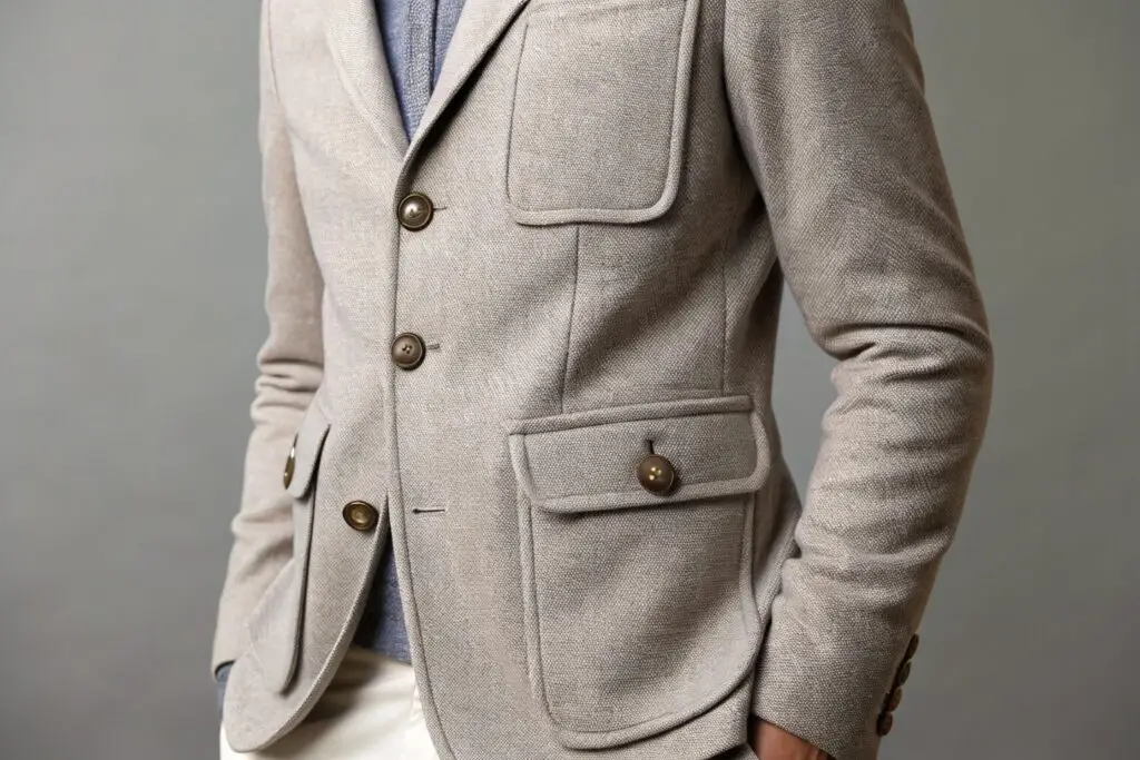Blazer with buttoned pockets, stylish and functional