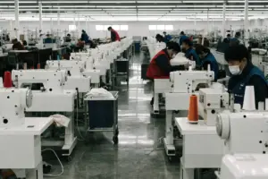 How Can Activewear Brands Lock Color Uniformity Across Matching Sets?