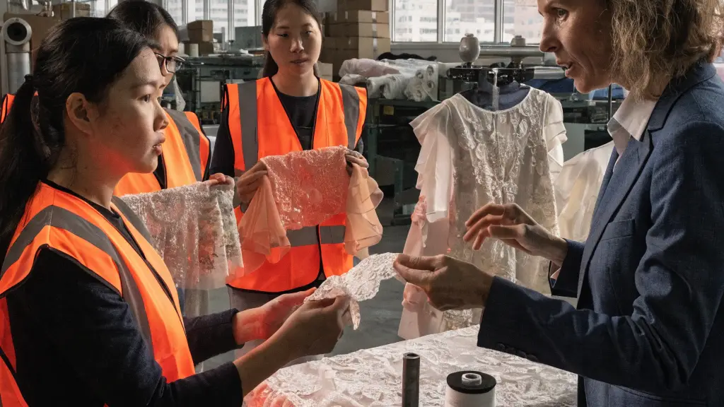 How Can Buyers Inspect Delicate Fabrics?