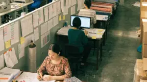 How Can Buyers Manage a Multi-Factory Production Timeline?