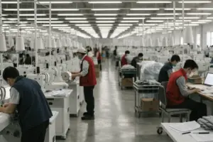 How Can Buyers Use Eight Sewing Lines for Faster Apparel Delivery?