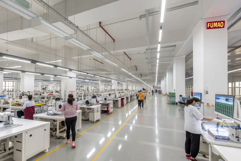 How Can Wholesalers Plan Boutique Inventory with Factory Production?