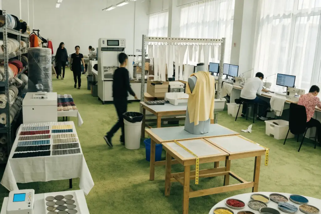 How Can a Factory Advise on the Best Stitching for Delicate Summer Fabrics?