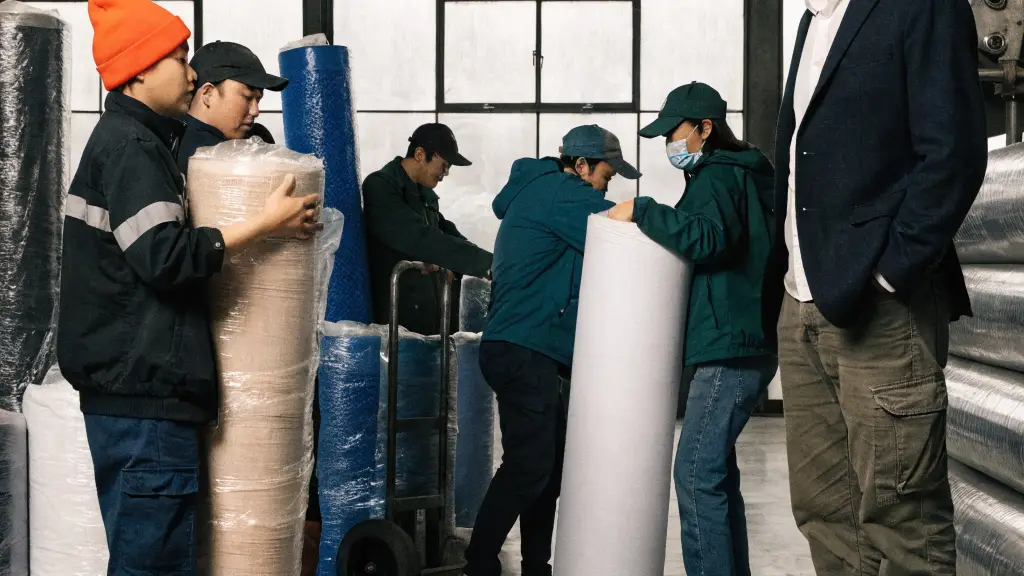 How Does Fumao Source Spandex and Stretch Fabric?