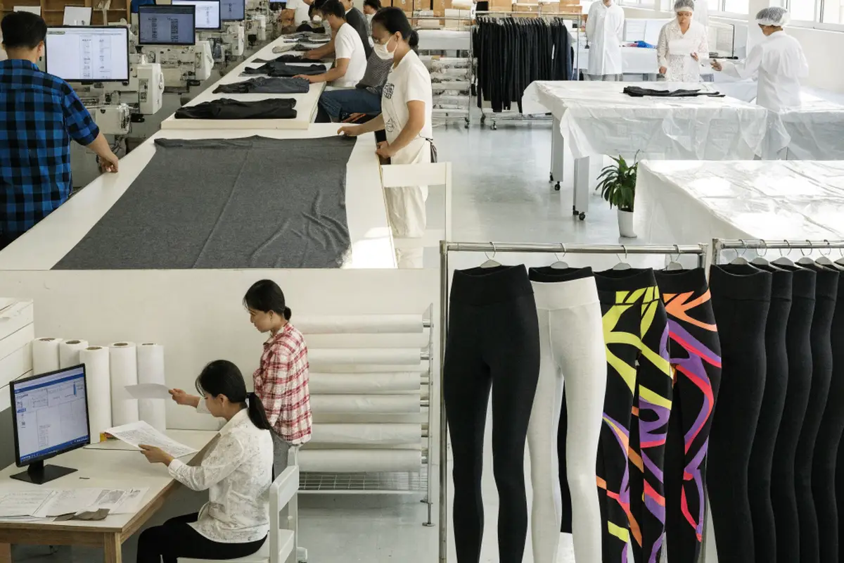 How Does Fumao Source This Fabric?