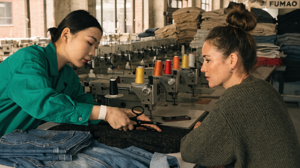How Does Fumao Work Directly with Buyers?