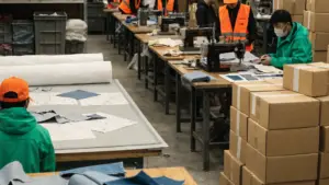 How Should Buyers Audit a Garment Factory Before Ordering?