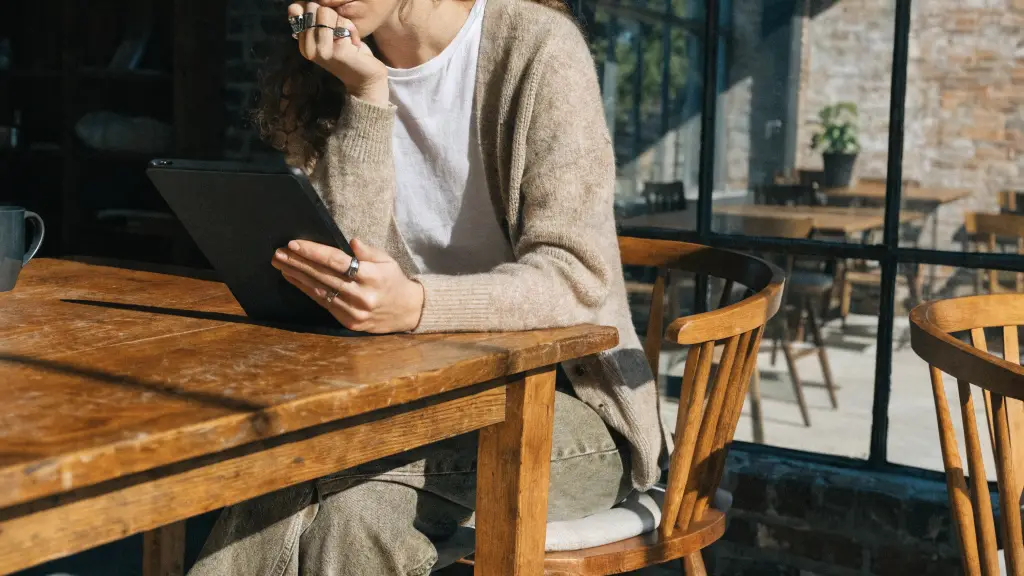 How Does Fumao Clothing Handle Payments?
