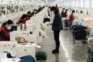 What Should Importers Know About Apparel Border Duty Valuation?