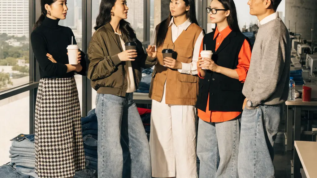 When Is Sea Freight Better for Clothing?
