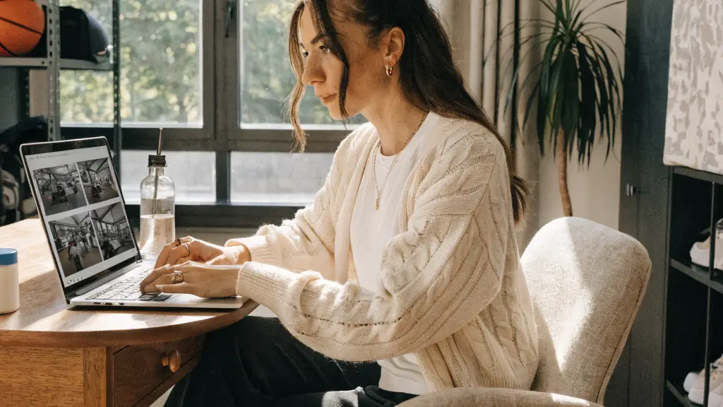 How Does Fumao Clothing Handle Activewear Orders?