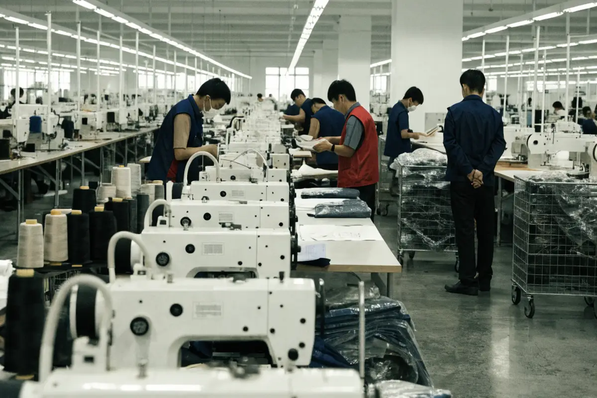 Which Buyers Should Apparel Brands Target?