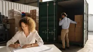 Which Shipping Mistakes Hurt Kidswear Brands Importing for Time-Sensitive Launches?